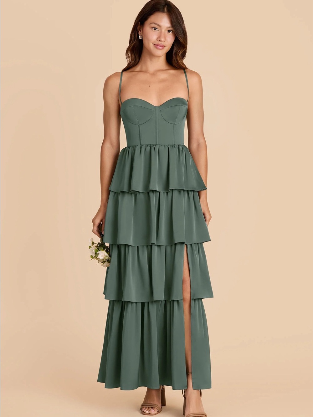 Lola in eucalyptus
Maxi Dress